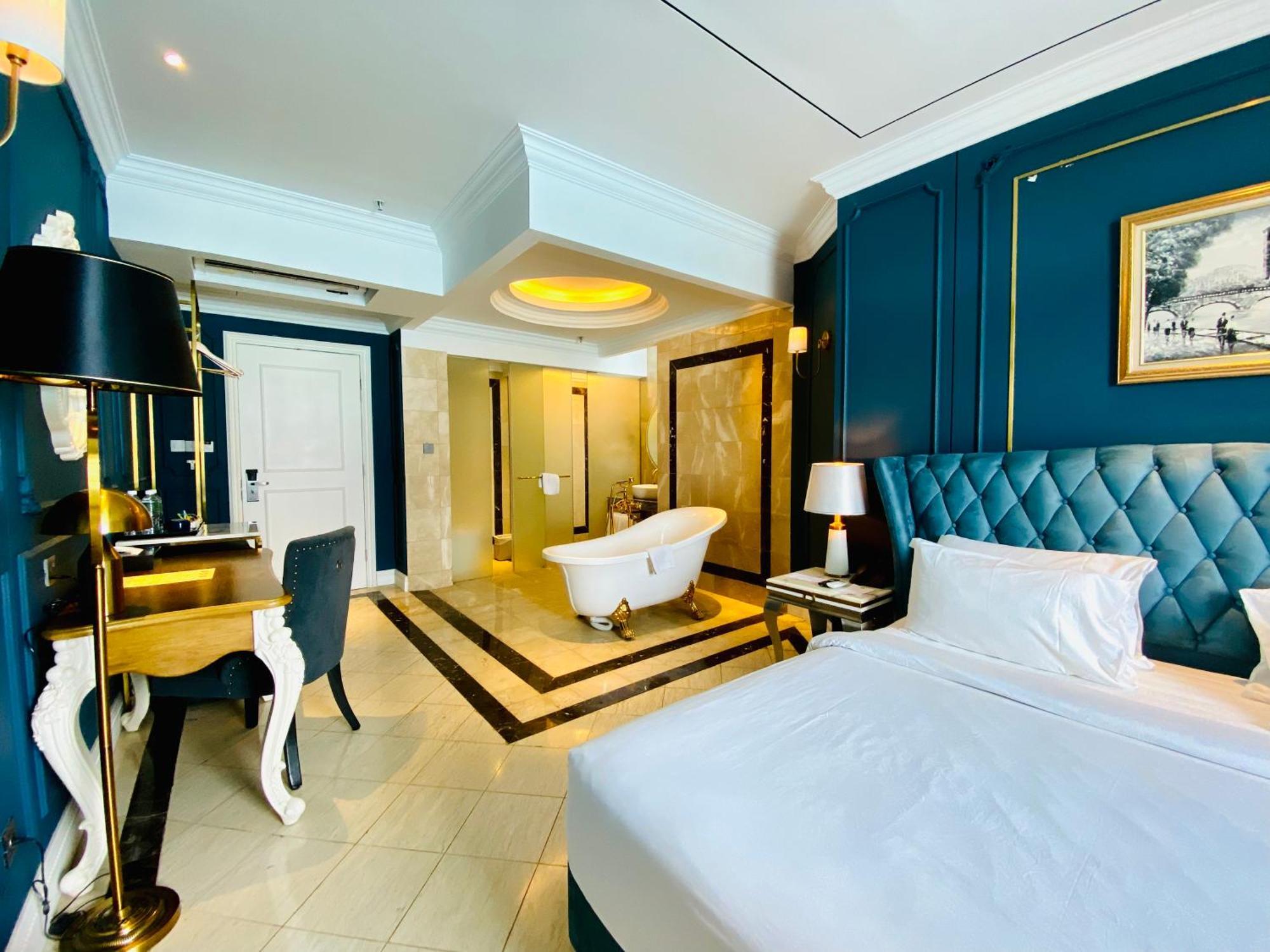Grand Eska Hotel & Suites Batam Nagoya Exterior foto