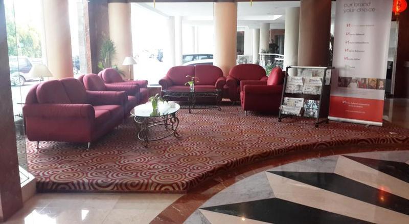 Grand Eska Hotel & Suites Batam Nagoya Exterior foto